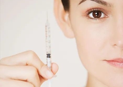 ฟิลเลอร์ผิวหนัง Hyaluronic Cross Linked กับ Lido Lips Filler Body Filler